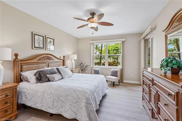 1263 Rialto Way 102, Naples, Florida 34114