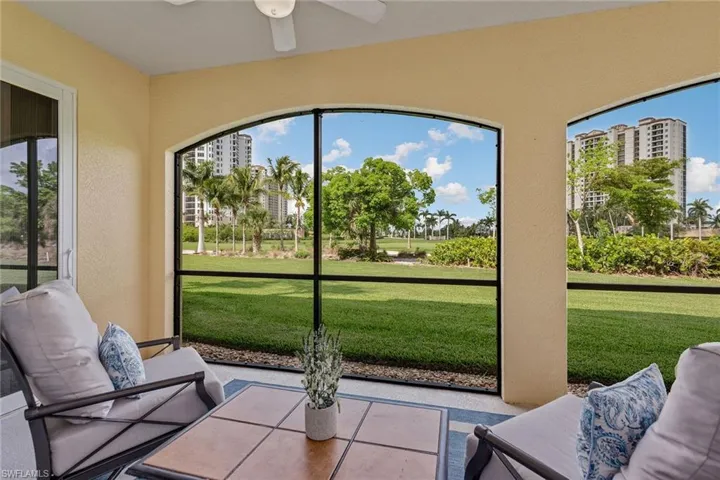 1263 Rialto Way 102, Naples, Florida 34114