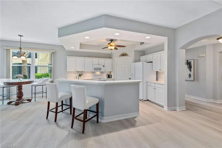 1263 Rialto Way 102, Naples, Florida 34114