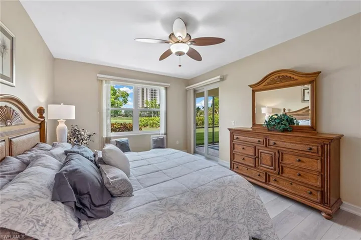1263 Rialto Way 102, Naples, Florida 34114