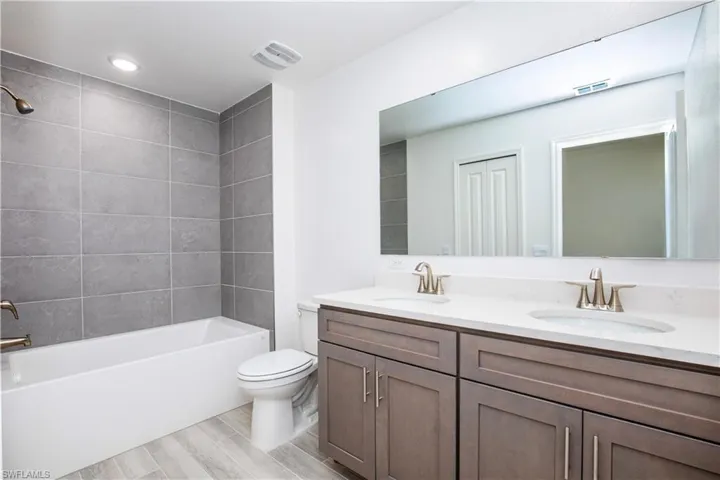 10536 Fountain Palm Cir, Bokeelia, Florida 33922