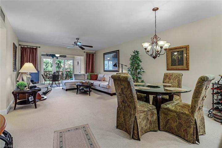 1025 Foxfire LN # 306, NAPLES FL 34104
