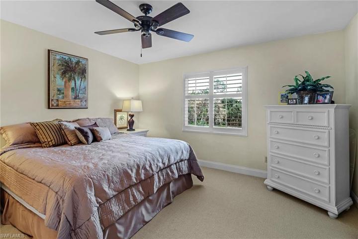 1025 Foxfire LN # 306, NAPLES FL 34104