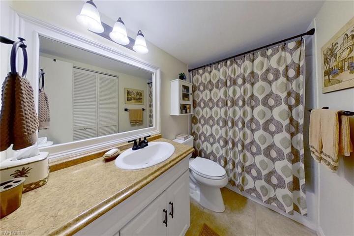 1025 Foxfire LN # 306, NAPLES FL 34104