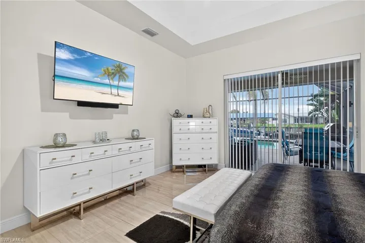 133 SE 29th  TER, Cape Coral, FL 33904