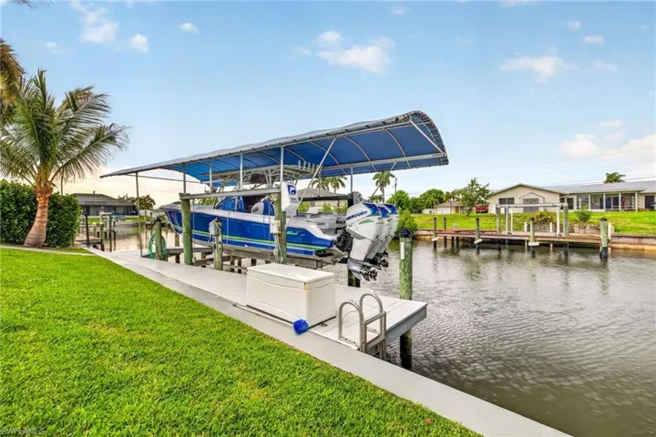 133 SE 29th  TER, Cape Coral, FL 33904