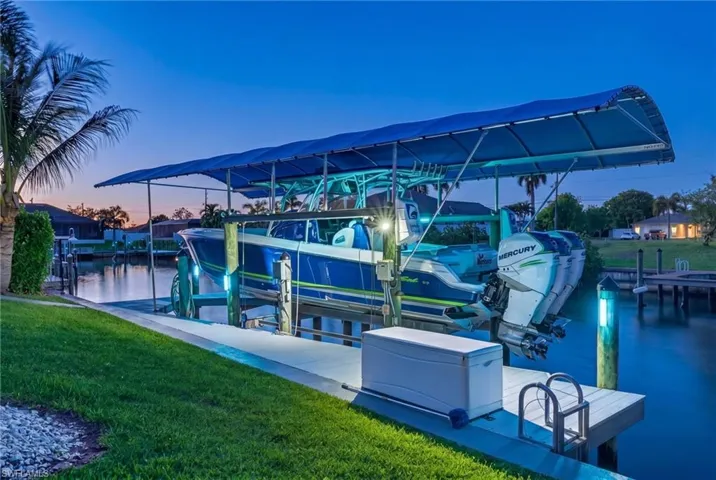 133 SE 29th  TER, Cape Coral, FL 33904