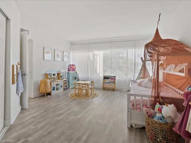 975 Palm View Dr A302, Naples, Florida 34110