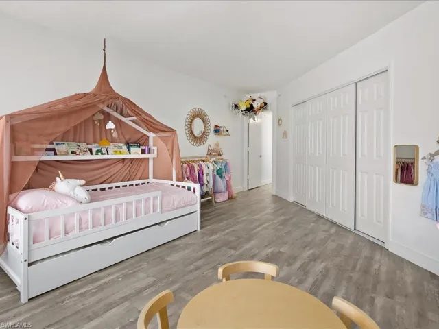 975 Palm View Dr A302, Naples, Florida 34110