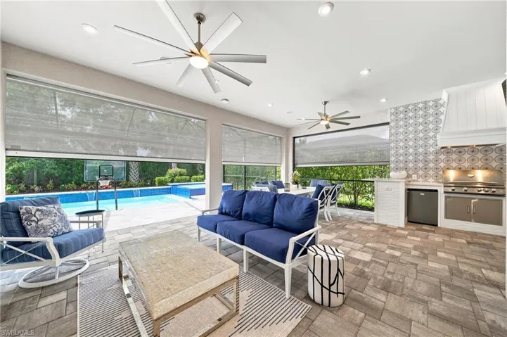 8884 Scarlotti Pl, Naples, Florida 34119