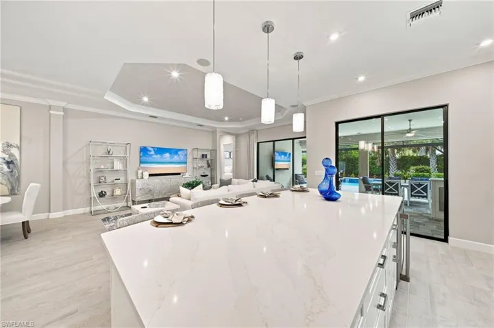 8884 Scarlotti Pl, Naples, Florida 34119