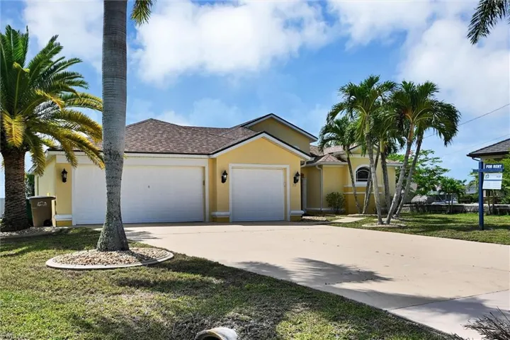 311 Sw 32nd Pl, Cape Coral, Florida 33991