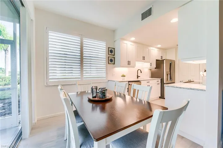Breakfast Nook