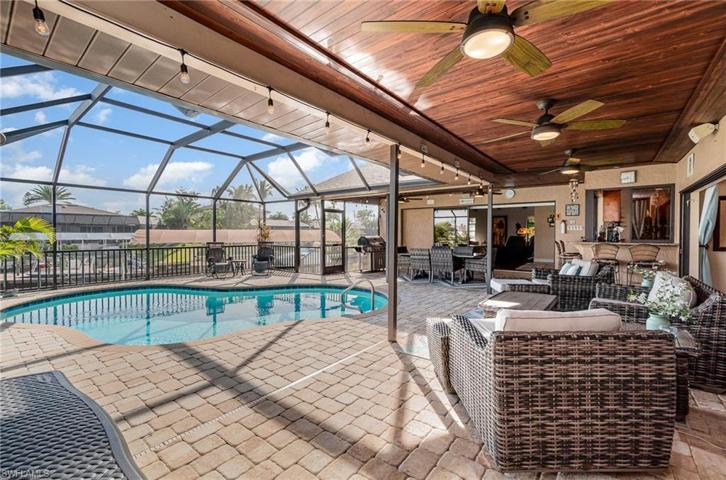 Spacious lanai with Southern exposure