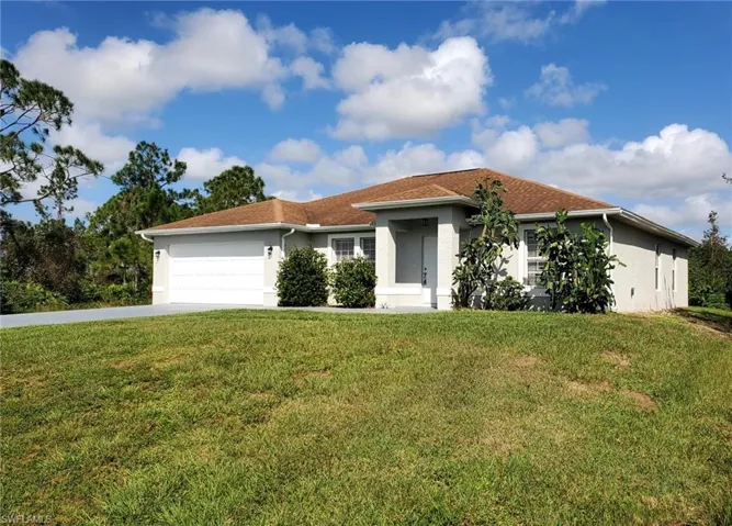 443  Raymer  ST, Lehigh Acres, FL 33974