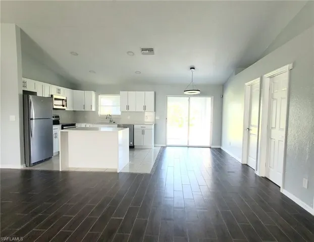 443  Raymer  ST, Lehigh Acres, FL 33974