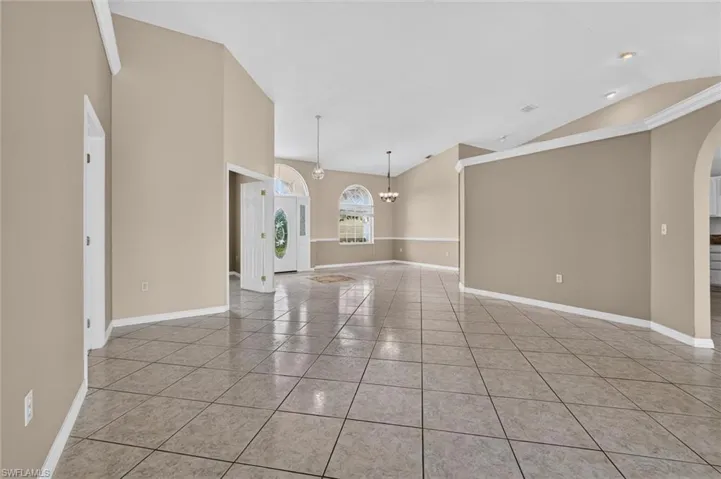 8044 San Carlos Blvd, Fort Myers, Florida 33967
