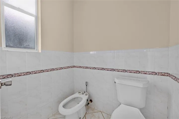 8044 San Carlos Blvd, Fort Myers, Florida 33967