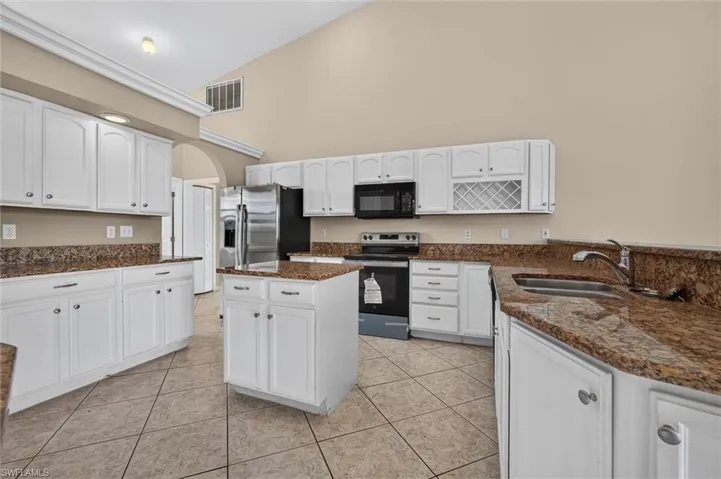 8044 San Carlos Blvd, Fort Myers, Florida 33967