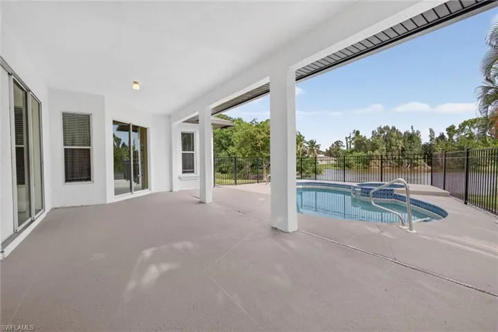 8044 San Carlos Blvd, Fort Myers, Florida 33967