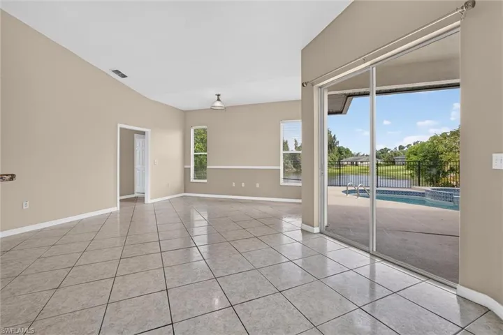 8044 San Carlos Blvd, Fort Myers, Florida 33967