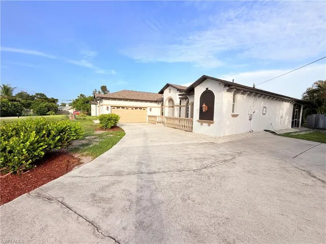 8044 San Carlos Blvd, Fort Myers, Florida 33967