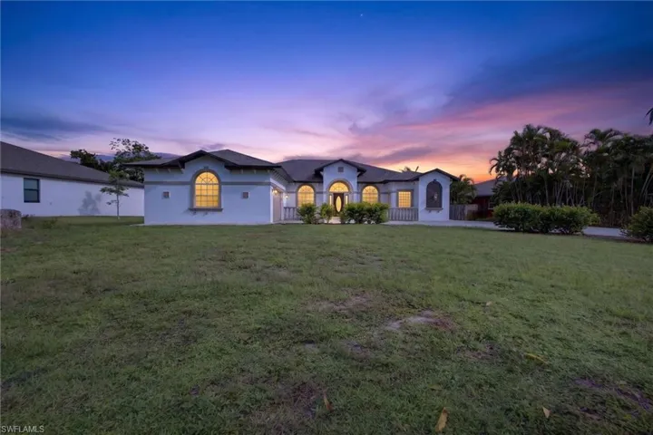 8044 San Carlos Blvd, Fort Myers, Florida 33967