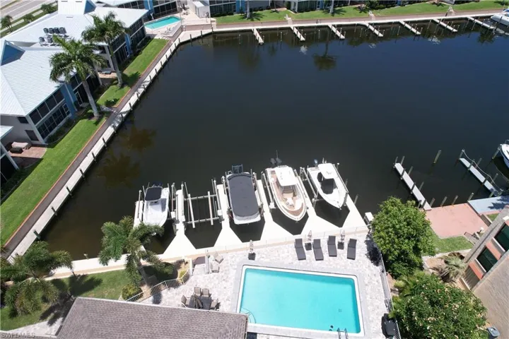 4116 Se 20th Pl 102, Cape Coral, Florida 33904