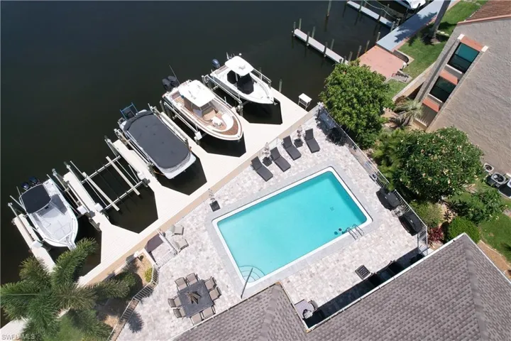 4116 Se 20th Pl 102, Cape Coral, Florida 33904