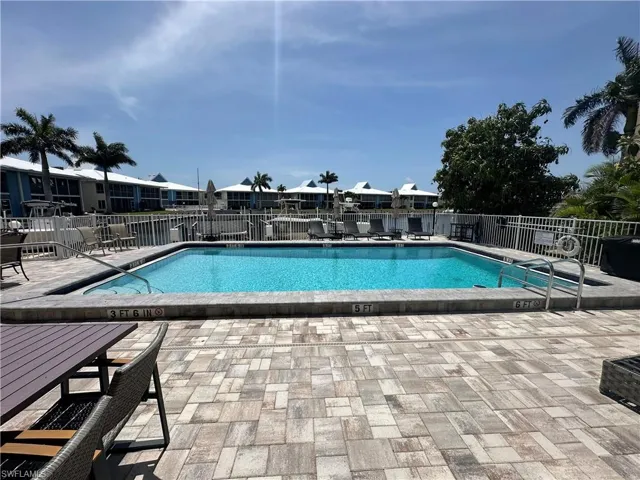 4116 Se 20th Pl 102, Cape Coral, Florida 33904