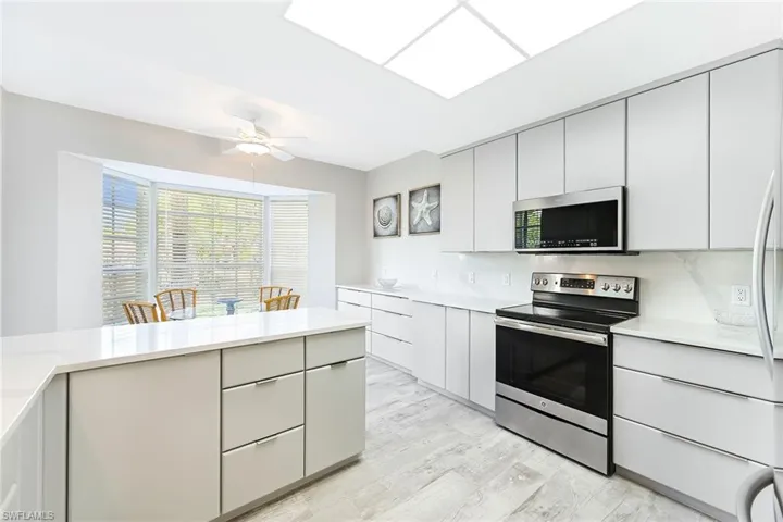 Remodeled Kitchen/ Breakfast Nook/Work Space
