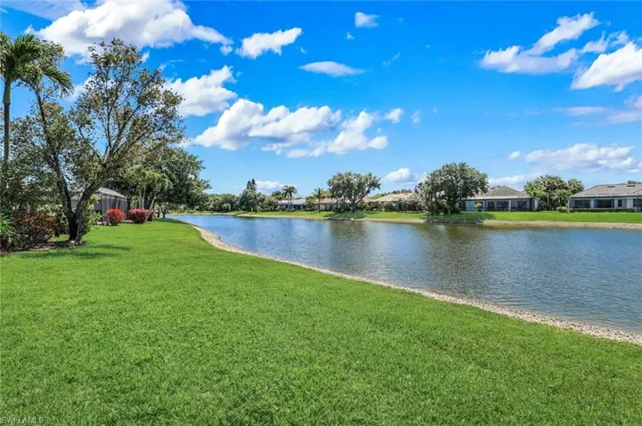 12570 Walden Run Dr, Fort Myers, Florida 33913