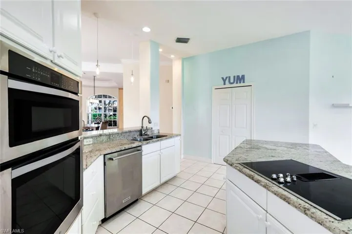 12570 Walden Run Dr, Fort Myers, Florida 33913