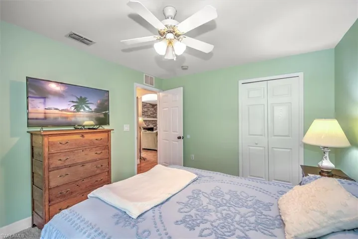 Guest bedroom 2