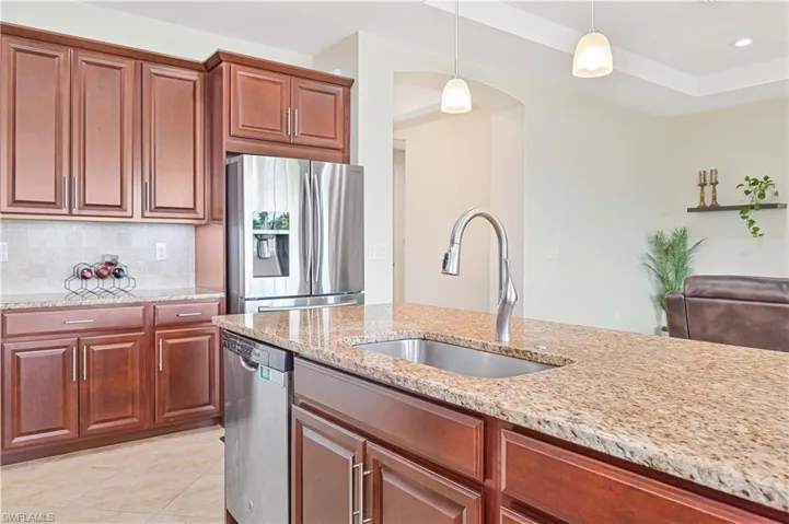 3915  King Williams  ST, Fort Myers, FL 33916