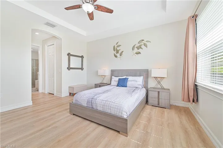 3915  King Williams  ST, Fort Myers, FL 33916