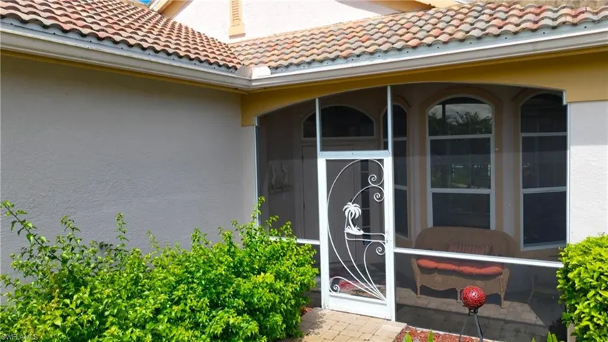 2097 Oxford Ridge Cir, Lehigh Acres, Florida 33973