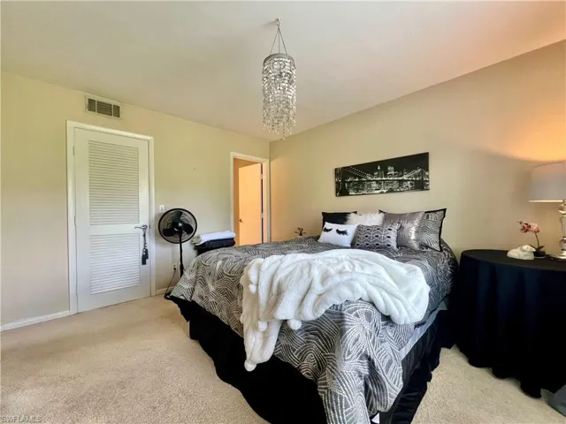 2990  Kings Lake  BLVD, Naples, FL 34112