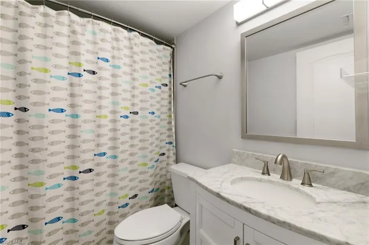 1532  Mainsail  DR, Naples, FL 34114