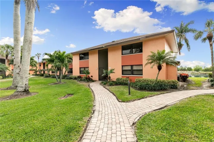 1532  Mainsail  DR, Naples, FL 34114