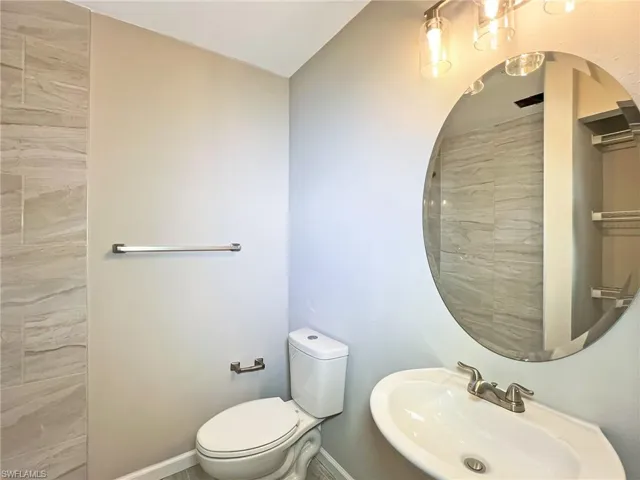 17314  Birchwood  LN, Fort Myers, FL 33908