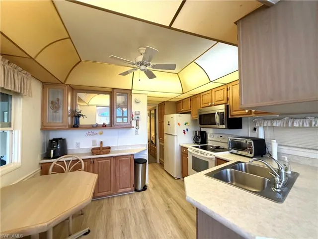 4701 Mayflower Way W, Estero, Florida 33928