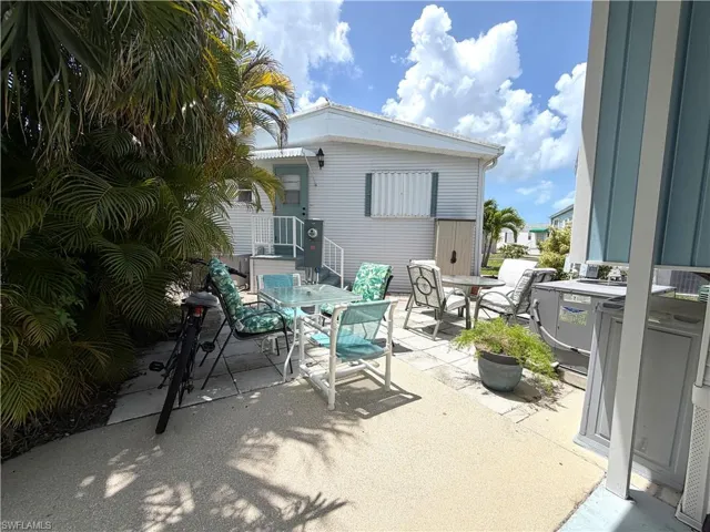 4701 Mayflower Way W, Estero, Florida 33928