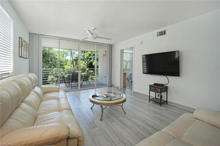 285  Naples Cove  DR, Naples, FL 34110