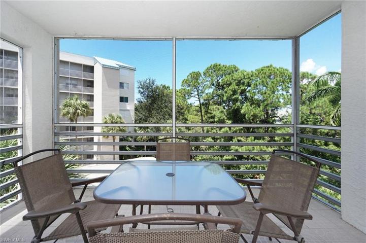 285  Naples Cove  DR, Naples, FL 34110