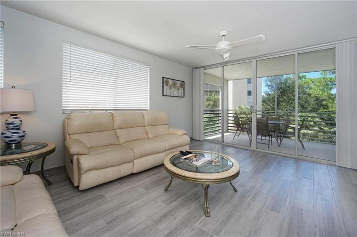 285  Naples Cove  DR, Naples, FL 34110