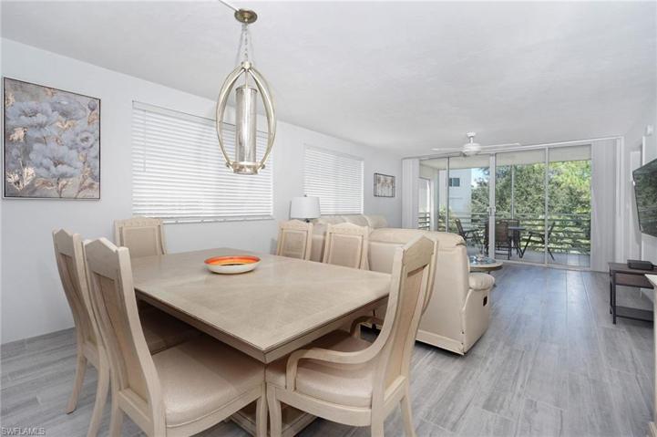 285  Naples Cove  DR, Naples, FL 34110