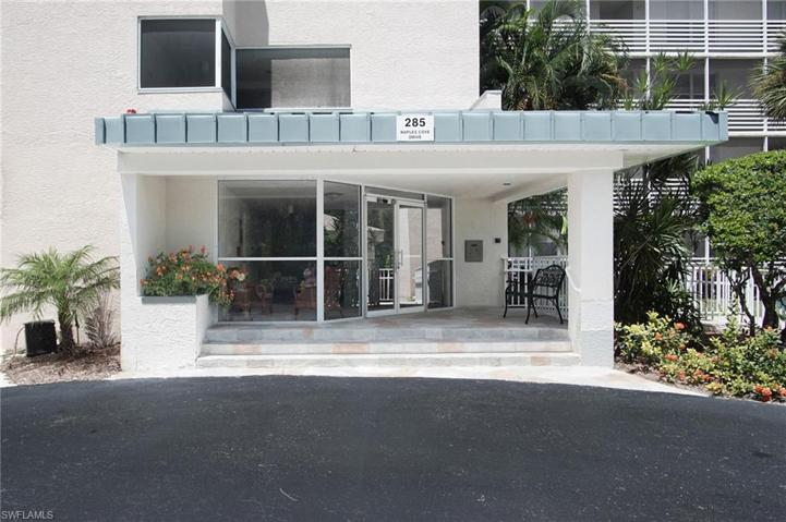 285  Naples Cove  DR, Naples, FL 34110