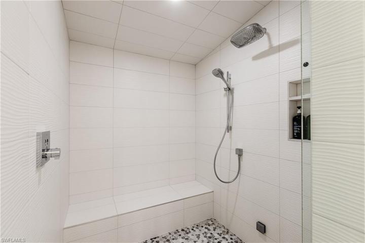 Primary steam shower