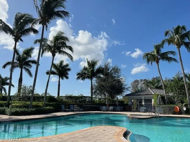 Community pool, Hot Tub and Snack Bar.